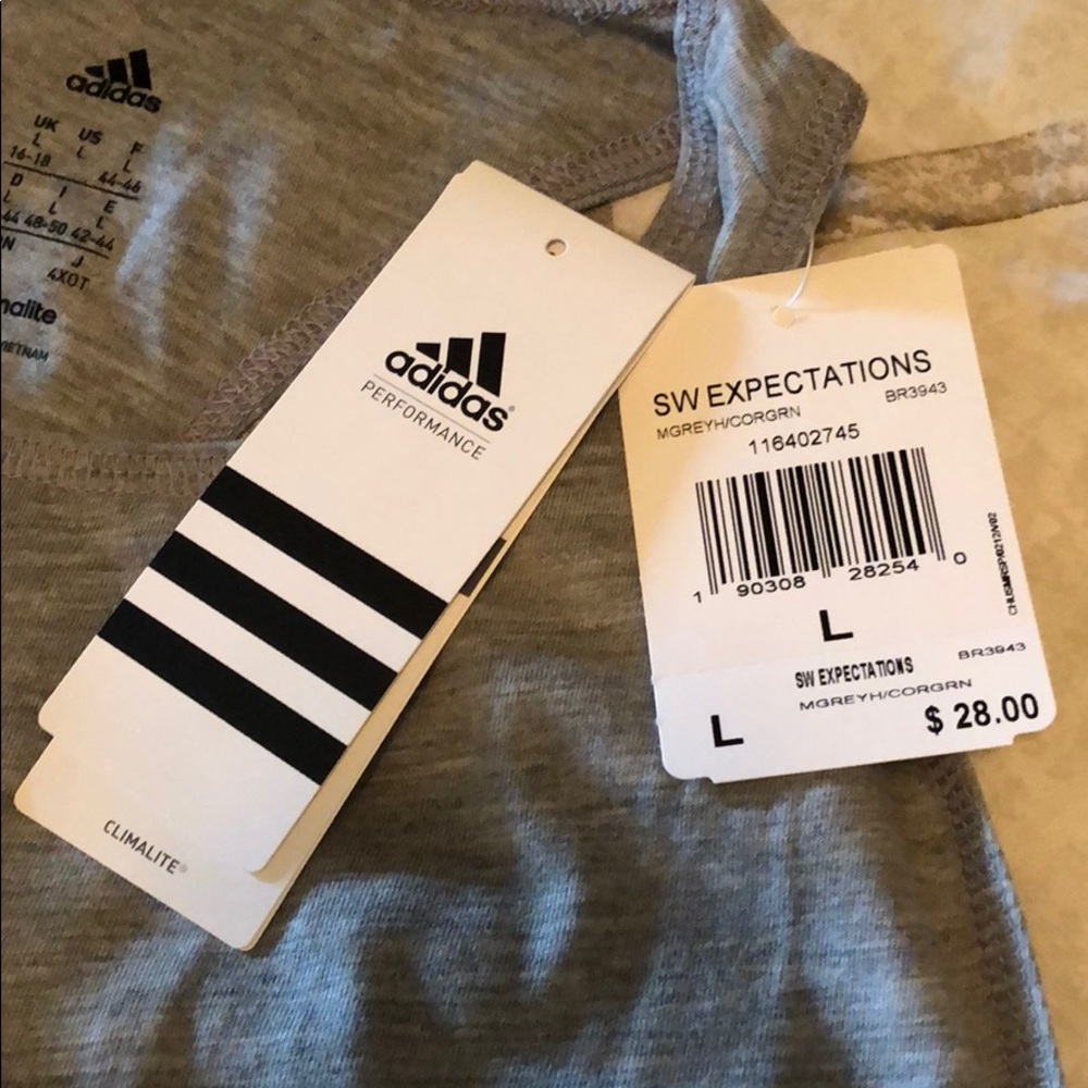 Adidas racerback tank climate workout - Picture 6 of 7